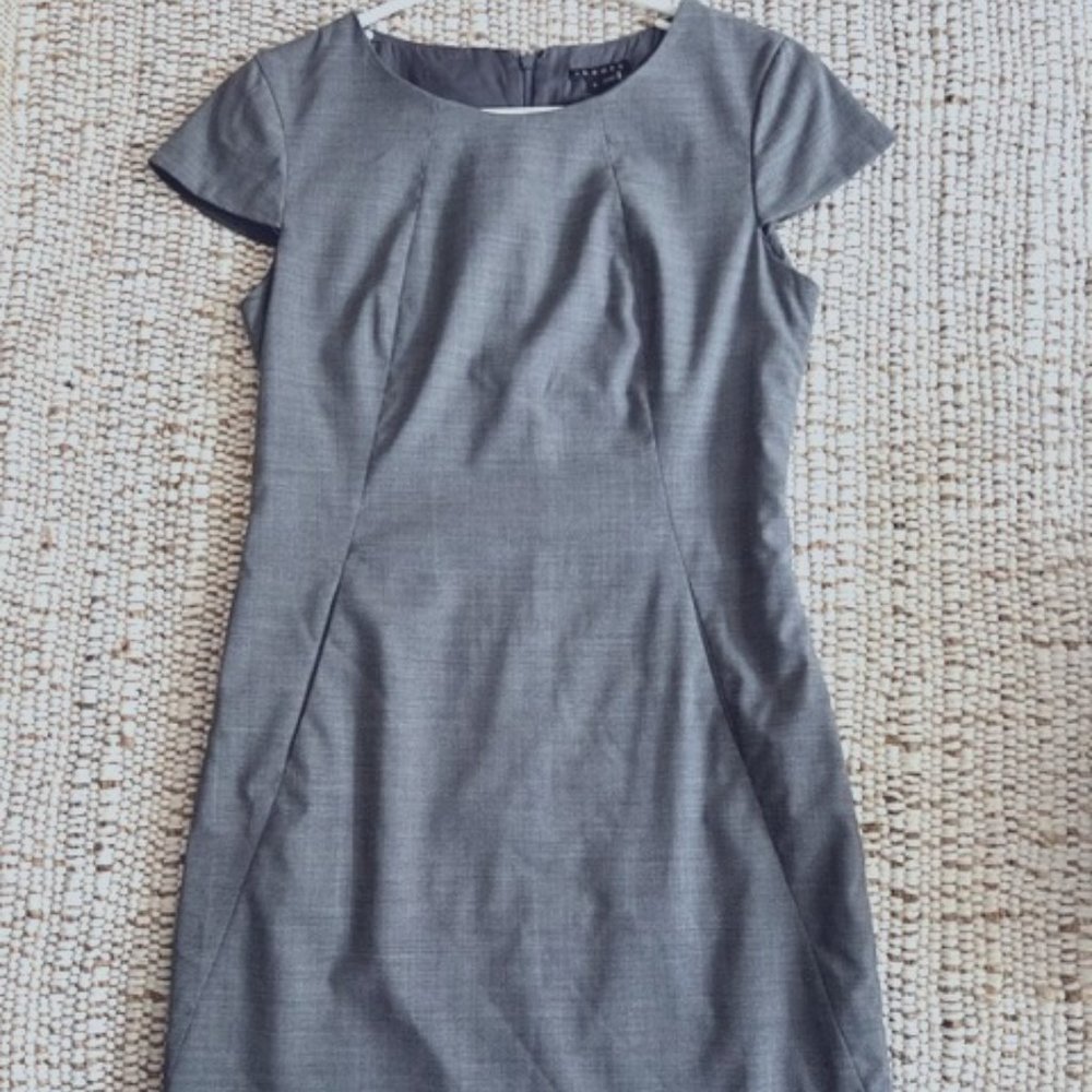 Theory: Gray cap-sleeve mini sheath dress